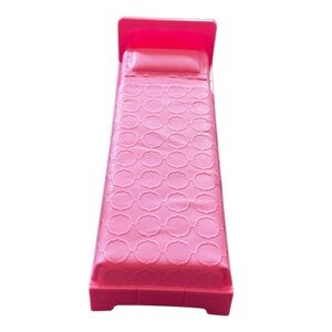 Barbie DreamHouse Bed Pink Bedroom Furniture